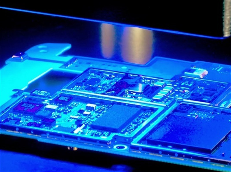 紫外线胶水在电子封装材料研发中的创新应用
