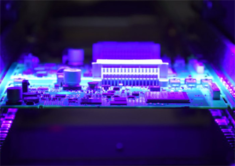 UV胶在电子组装中的优势和挑战